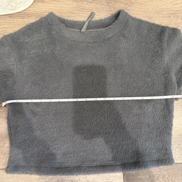 Anthropologie Grey Fuzzy Crop Top - Picture 5 of 5